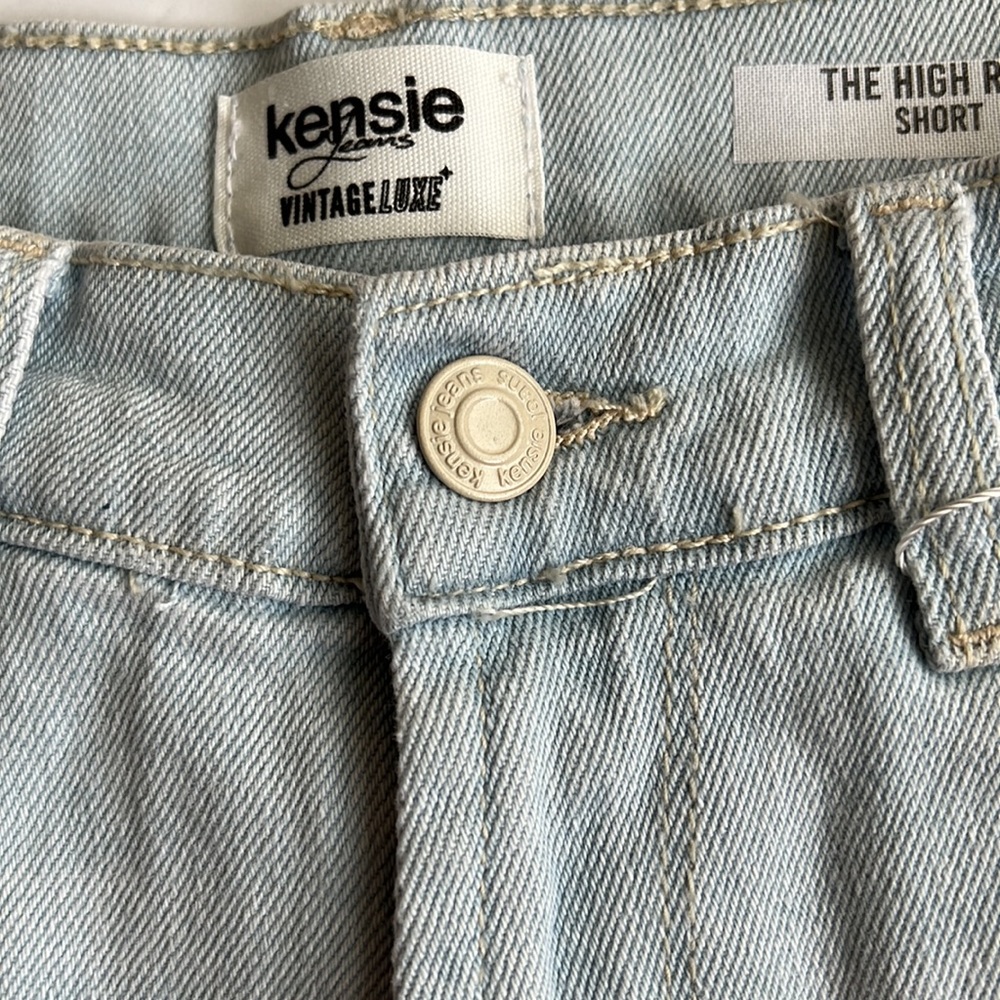 NWT Kensie Vintage Luxe High Rise Denim Shorts SZ-27 - Picture 7 of 12